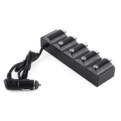 Priza auto 1504 cu 6 intrari 12V In-Car negru MULTIPLICATOR Priza auto 1504 cu 6 intrari 12V In-Car negru MULTIPLICATOR