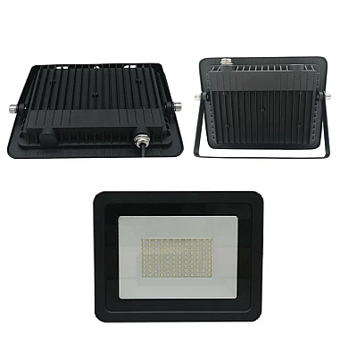 Proiector led 100w IP66, 220v, negru Proiector led 100w IP66, 220v, negru