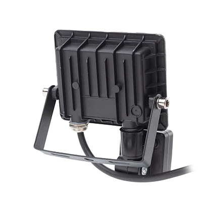 Proiector led 10W cu senzor de miscare 900lm , IP66 220V Proiector led 10W cu senzor de miscare 900lm , IP66 220V