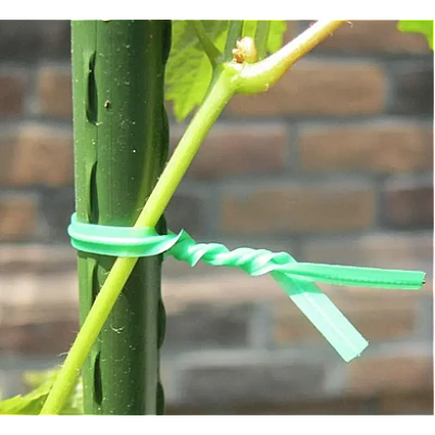 Rola cu sfoara de plastic pentru legat 50 m Rola cu sfoara de plastic pentru legat 50 m