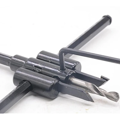 Carota/Burghie pentru lemn reglabila D 30 - 120 mm Carota/Burghie pentru lemn reglabila D 30 - 120 mm