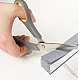 Parasolar auto retractabil impotriva razelor UV, fixare prin ventuze 70 cm Parasolar auto retractabil impotriva razelor UV, fixare prin ventuze 70 cm