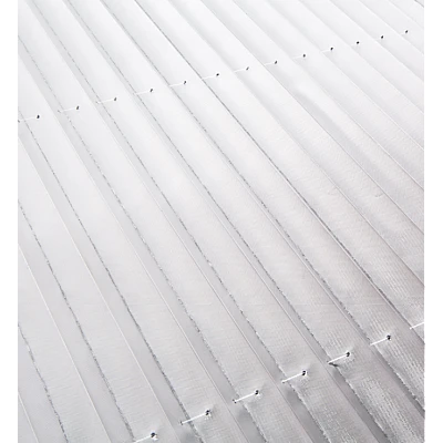 Parasolar auto retractabil impotriva razelor UV, fixare prin ventuze 70 cm Parasolar auto retractabil impotriva razelor UV, fixare prin ventuze 70 cm