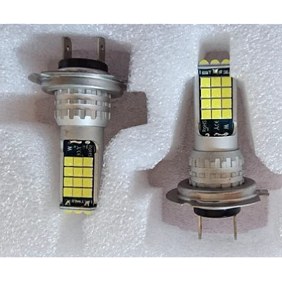 Set 2 Becuri Auto cu 30 Led H7 temperatura 6000k putere 90W 8500LM Fara Ventilator Set 2 Becuri Auto cu 30 Led H7 temperatura 6000k putere 90W 8500LM Fara Ventilator
