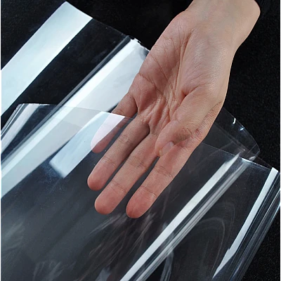 Set 2 x Folie de protectie transparenta pentru bucatarie/geam 60x200cm Set 2 x Folie de protectie transparenta pentru bucatarie/geam 60x200cm