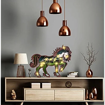 Decoratiune interioara luminoasa forma cal Decoratiune interioara luminoasa forma cal