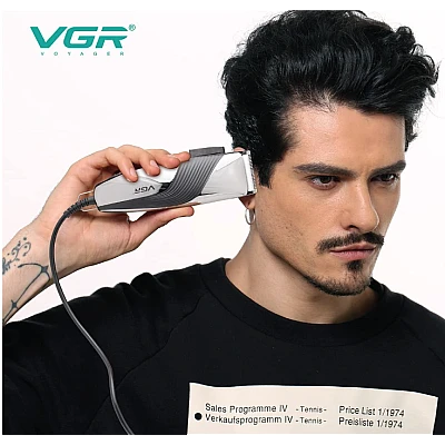 Aparat de tuns profesional VGR V121 Negru cu Gri Aparat de tuns profesional VGR V121 Negru cu Gri