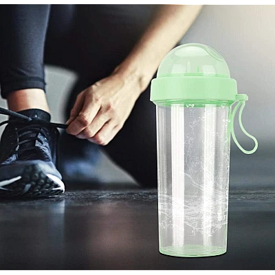Pahar dublu 600 ml cu 2 paie VERDE Pahar dublu 600 ml cu 2 paie VERDE
