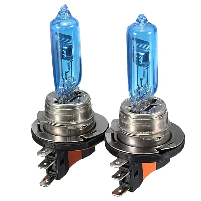 Set 2 becuri auto cu halogen H15 12V putere 15/55W Super White Set 2 becuri auto cu halogen H15 12V putere 15/55W Super White