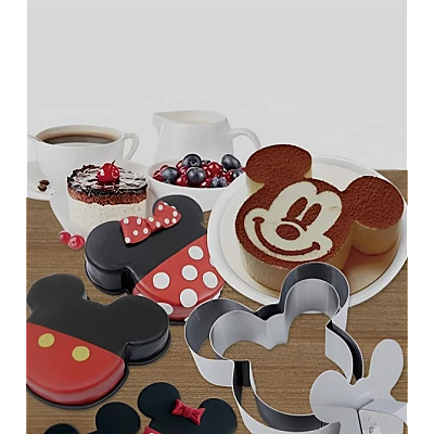 Set 3 forme pentru tort model Mickey Mouse Set 3 forme pentru tort model Mickey Mouse