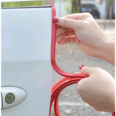 Banda ROSIE de protectie auto pentru usi din cauciuc 5M Banda ROSIE de protectie auto pentru usi din cauciuc 5M
