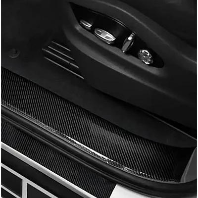 Banda Adeziva Carbon 10 cm x 5 metri pentru Protectie si Tuning Auto LY Banda Adeziva Carbon 10 cm x 5 metri pentru Protectie si Tuning Auto LY