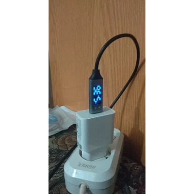 Cablu USB C cu Display Digital incarcare telefon mobil Cablu USB C cu Display Digital incarcare telefon mobil