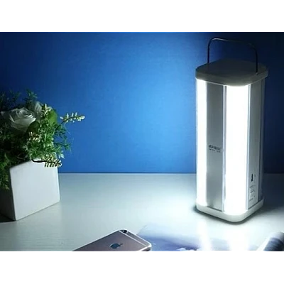 Lampa solara LED ML 1664 iluminare 360 IP65 cu 4 surse lumina alba Lampa solara LED ML 1664 iluminare 360 IP65 cu 4 surse lumina alba