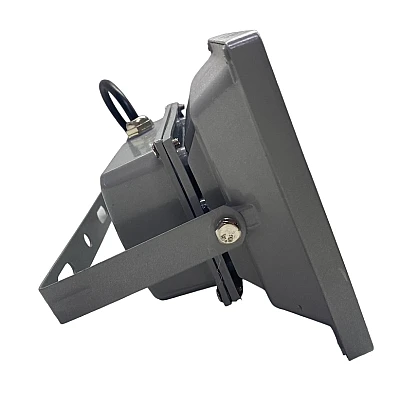 Proiector LED 20W LUPA IP65 6000K Mic 18 x 14 cm Proiector LED 20W LUPA IP65 6000K Mic 18 x 14 cm