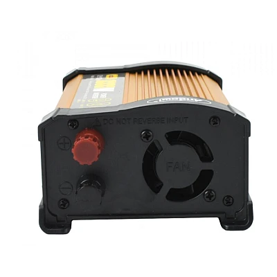 Invertor de tensiune auto KS500 putere 500W 12V 220V Invertor de tensiune auto KS500 putere 500W 12V 220V