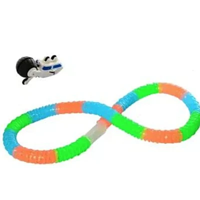 Set Masinuta Cu Pista Luminoasa 243 Piese Q Wj668 Set Masinuta Cu Pista Luminoasa 243 Piese Q Wj668