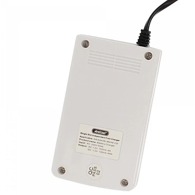 Incarcator baterii cu 4 sloturi Andowl Q CD100 Incarcator baterii cu 4 sloturi Andowl Q CD100