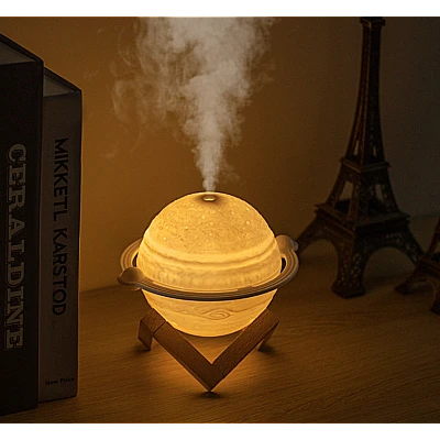 Umidificator lampa model Jupiter cu 3 moduri iluminare incarcare USB suport lemn Umidificator lampa model Jupiter cu 3 moduri iluminare incarcare USB suport lemn