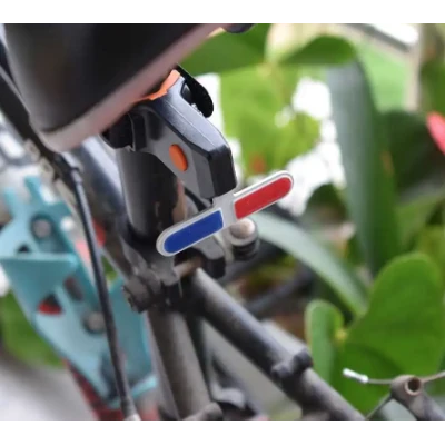 Stop bicicleta model stroboscop rosu albastru