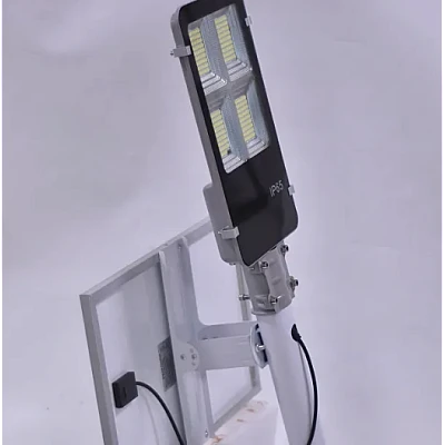 Lampa solara stradala LED 300W cu 4 casete Lampa solara stradala LED 300W cu 4 casete