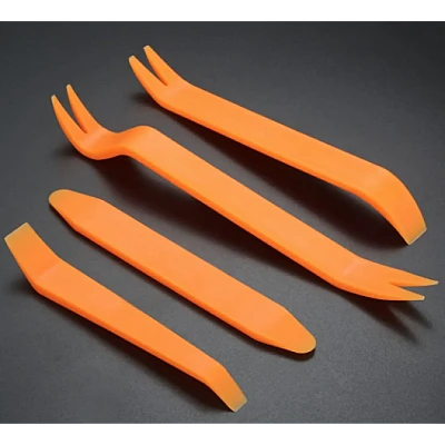 Set 4 cleme extractoare pentru demontat tapiterie auto Set 4 cleme extractoare pentru demontat tapiterie auto