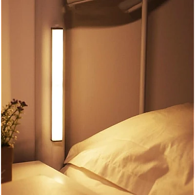 Lampa LED cu senzor de miscare pentru dressing baie hol portabila lumina calda Lampa LED cu senzor de miscare pentru dressing baie hol portabila lumina calda