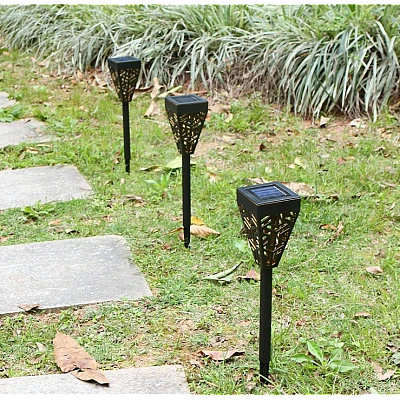 Set 6 lampi solare decorative pentru gradina alb cald model triunghi Set 6 lampi solare decorative pentru gradina alb cald model triunghi
