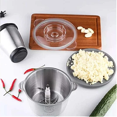 Tocator Electric Multifunctional Q JR842 650W cu 2 Viteze din Inox pentru Carne Fructe si Legume Capacitate 3L Tocator Electric Multifunctional Q JR842 650W cu 2 Viteze din Inox pentru Carne Fructe si Legume Capacitate 3L