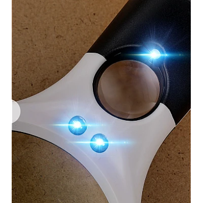 Lupa profesionala cu 3 LED pentru birou cu baterii Lupa profesionala cu 3 LED pentru birou cu baterii