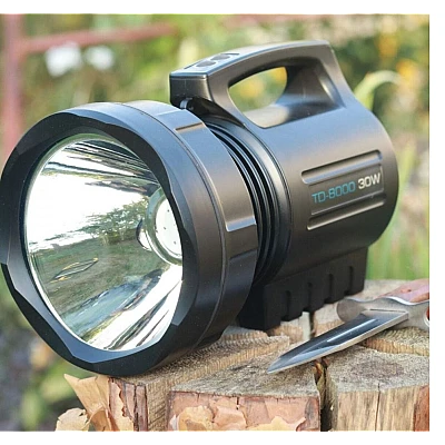 Lanterna LED portabila profesionala model TD 8000 HIGH POWER 30W 220V Lanterna LED portabila profesionala model TD 8000 HIGH POWER 30W 220V