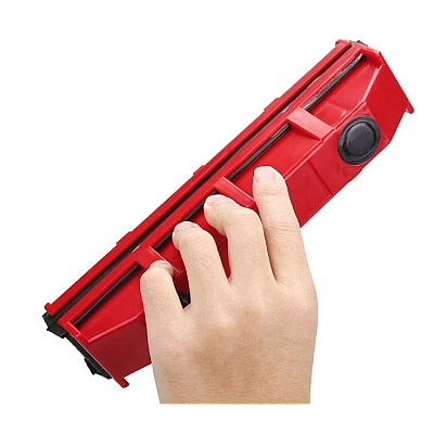 Dispozitiv magnetic special pentru curatatea geamurilor ROSU Dispozitiv magnetic special pentru curatatea geamurilor ROSU