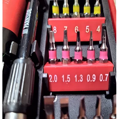 Set Surulenita profesionala de Precizie Parkside cu 40 Piese Set Surulenita profesionala de Precizie Parkside cu 40 Piese