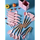 Set de 19 piese ustensile de bucatarie cu tocator si suport depozitare inclus ROZ Set de 19 piese ustensile de bucatarie cu tocator si suport depozitare inclus ROZ