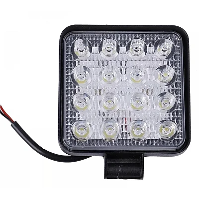 Proiector LED auto Offroad 16 led 48W PATRAT Proiector LED auto Offroad 16 led 48W PATRAT