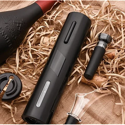 Set tirbuson electric pentru sticle de vin 4 accesorii cutter pentru taierea sigiliului aerator dop cu pompa vid Set tirbuson electric pentru sticle de vin 4 accesorii cutter pentru taierea sigiliului aerator dop cu pompa vid