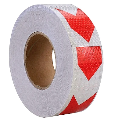 Banda reflectorizanta ALBA cu sageata ROSIE tip fagure rola 25m x 5 cm Banda reflectorizanta ALBA cu sageata ROSIE tip fagure rola 25m x 5 cm