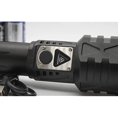 Lanterna profesionala tactica LED puternica de mana BL G206 P360 zoom Lanterna profesionala tactica LED puternica de mana BL G206 P360 zoom