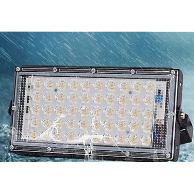 Proiector 100W 12V 96 led smd cu lupa Dreptunghoular CaiCai CLESTI Proiector 100W 12V 96 led smd cu lupa Dreptunghoular CaiCai CLESTI