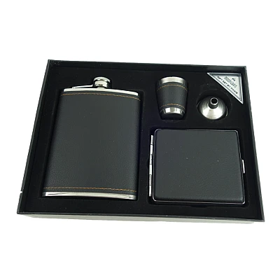 Set cadou format din 4 piese plosca palnie pahar tip shot si tabachera NEGRU SIMPLU Set cadou format din 4 piese plosca palnie pahar tip shot si tabachera NEGRU SIMPLU