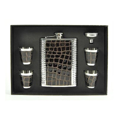 Set Cadou Plosca cu 4 Pahare si palnie model NEGRU cu ARGINTIU Set Cadou Plosca cu 4 Pahare si palnie model NEGRU cu ARGINTIU