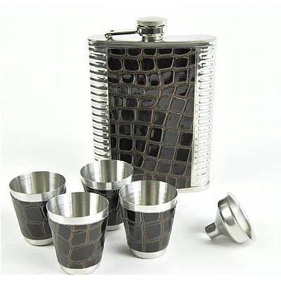 Set Cadou Plosca cu 4 Pahare si palnie model NEGRU cu ARGINTIU Set Cadou Plosca cu 4 Pahare si palnie model NEGRU cu ARGINTIU