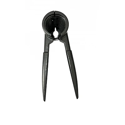 Spargator de nuci alune 17 cm negru Spargator de nuci alune 17 cm negru