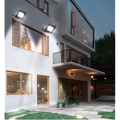 Proiector LED SMD 100W 220V IP66 Iluminat Exterior Proiector LED SMD 100W 220V IP66 Iluminat Exterior