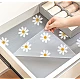 Folie de protectie pentru rafturi 45 x 300cm cu floricele albe Folie de protectie pentru rafturi 45 x 300cm cu floricele albe