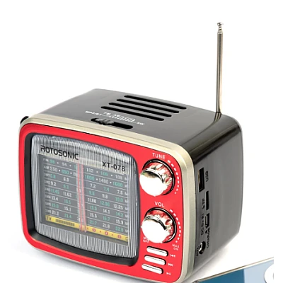 Radio HIFI XT 078 portabil cu acumulator reincarcabil si conexiune Bluetooth Radio HIFI XT 078 portabil cu acumulator reincarcabil si conexiune Bluetooth