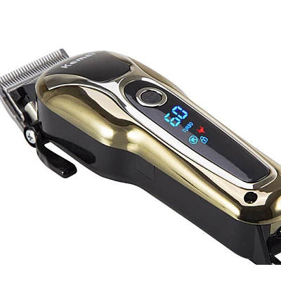Aparat de tuns profesional Kemei KM1990 cu acumulator afisaj LCD lama reglabila Aparat de tuns profesional Kemei KM1990 cu acumulator afisaj LCD lama reglabila