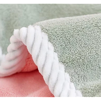 Prosop turban cu nasture pentru uscare par VERDE