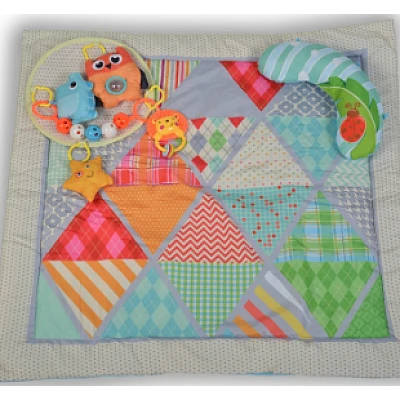 Cort de joaca cu salteluta de activitati 2in1 Happy Space Cort de joaca cu salteluta de activitati 2in1 Happy Space