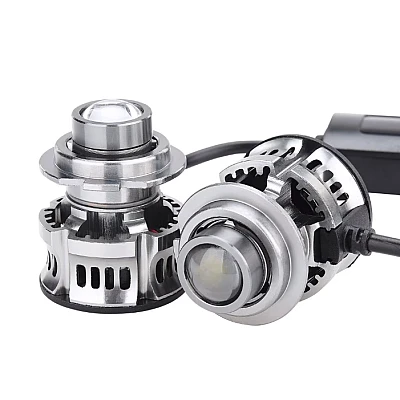 Set 2 becuri V6 auto LED H7 de 100W 6000k lumina alb rece si flux luminos Set 2 becuri V6 auto LED H7 de 100W 6000k lumina alb rece si flux luminos